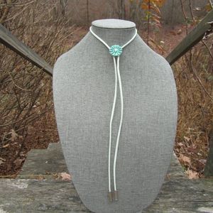 Lovely Blue Daisy Bolo Tie Style Necklace Gem Center Light Blue Faux Suede Cord